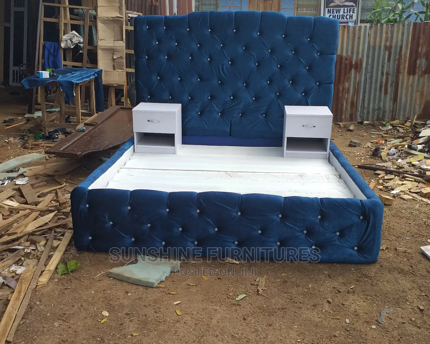Padded Bed Frame 6/6ft