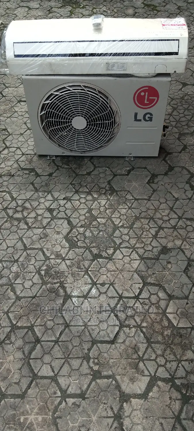 Almost New, Very Clean Foreign-Used 1.5hp Lg Air Conditioner