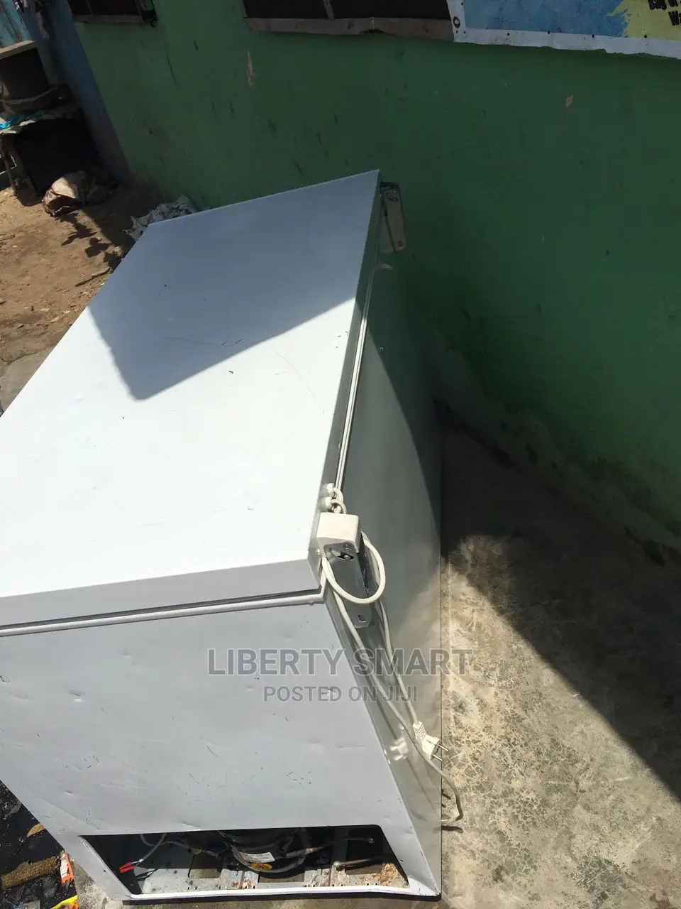 AEG Deep Freezer 300 Litres