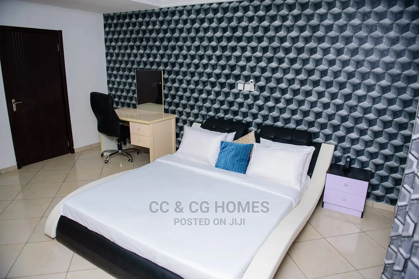 Luxury 4 Bedrooms Apart - 24hrs Elect/Wifi/Security