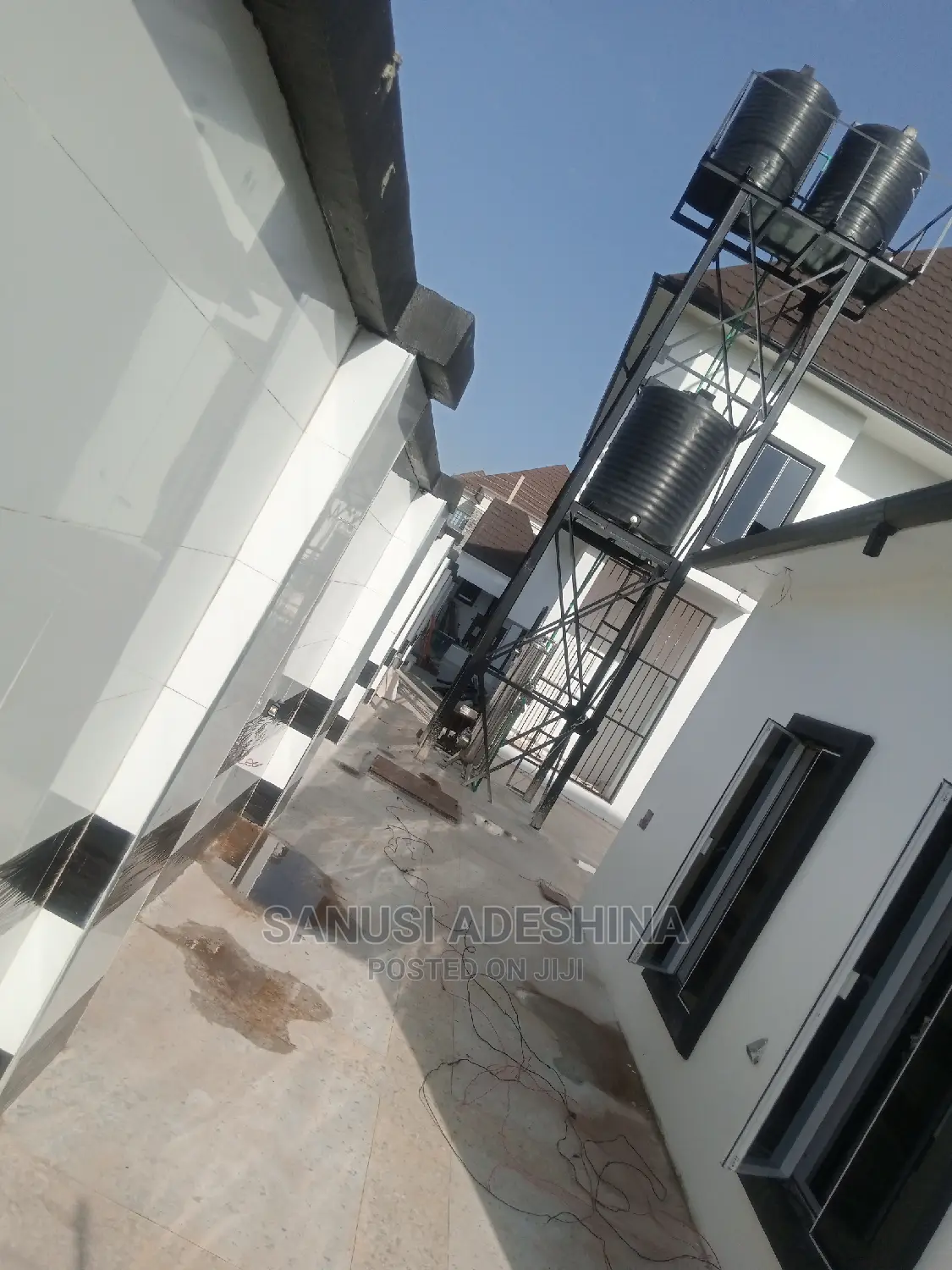 5bdrm Duplex in Mabeglober Estate, Gwarinpa for sale