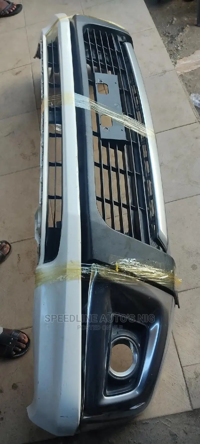 Complete Front Bumper Hilux 2018/2020 Model