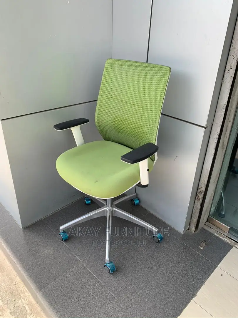 Lemon Green Mesh Office Chair