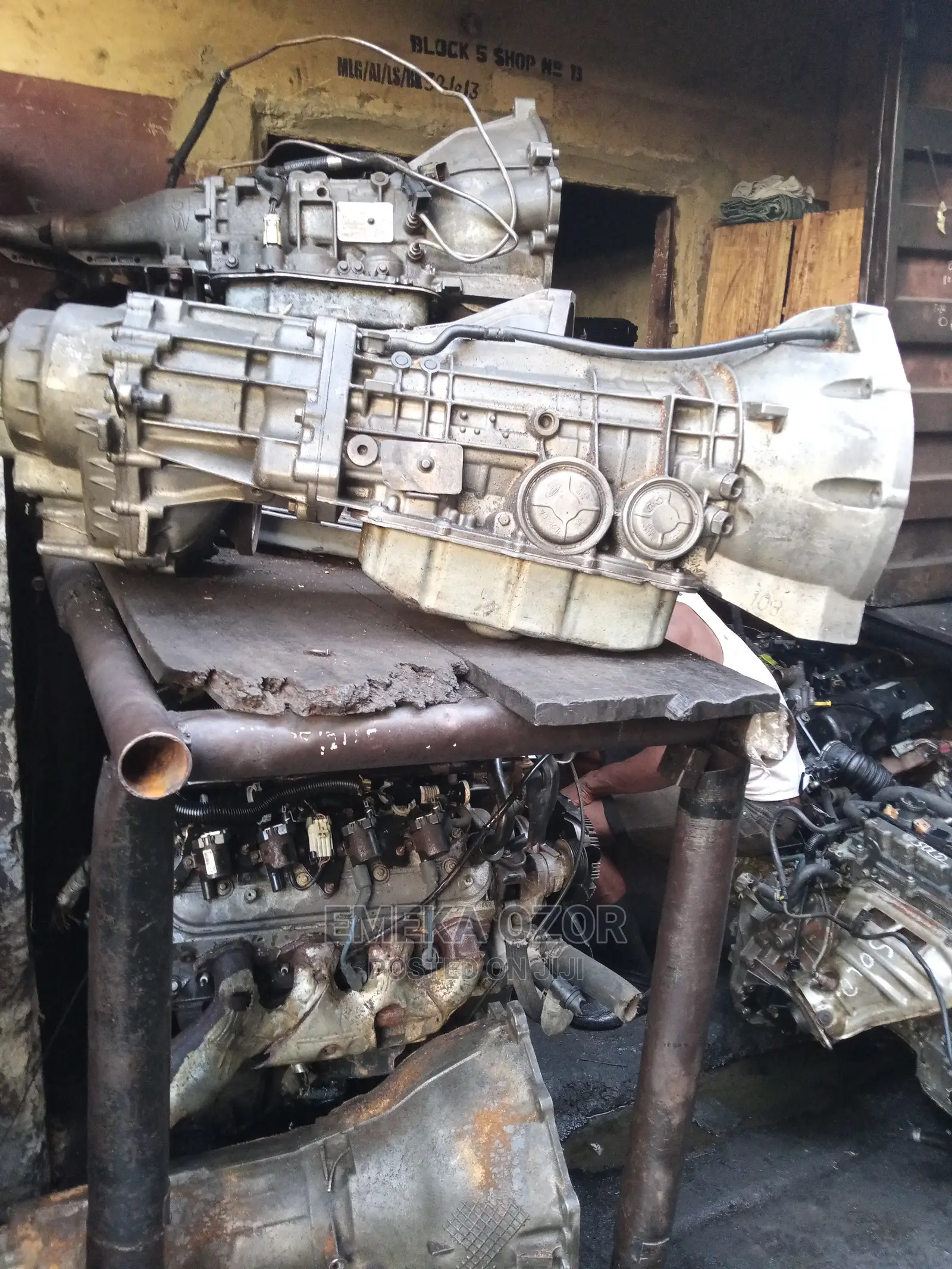 Ford Explorer Gear Box 4 Wheel Drive 3 Sensor 2003/2005 Mode