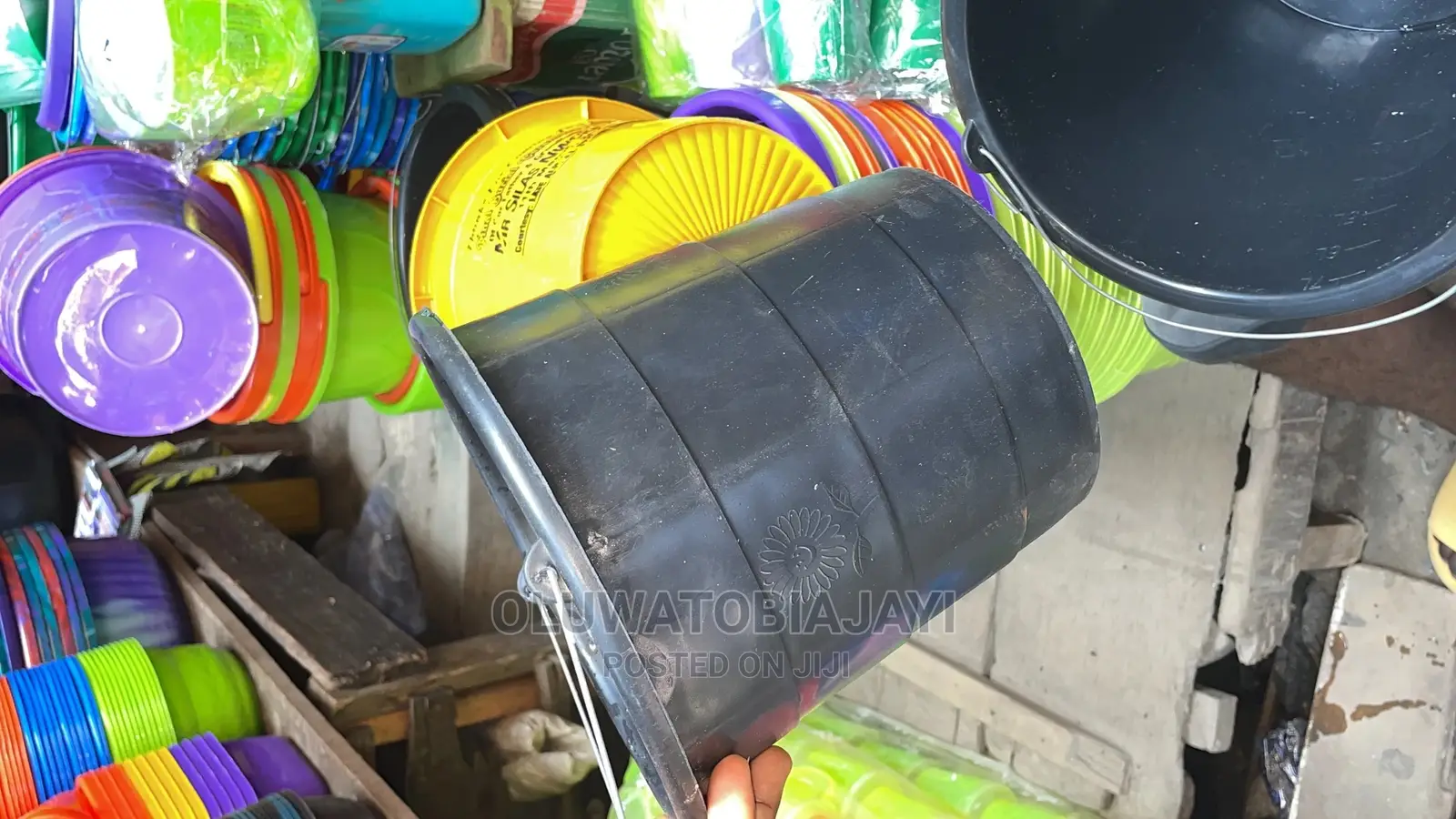 5liter Black Plastic Bucket