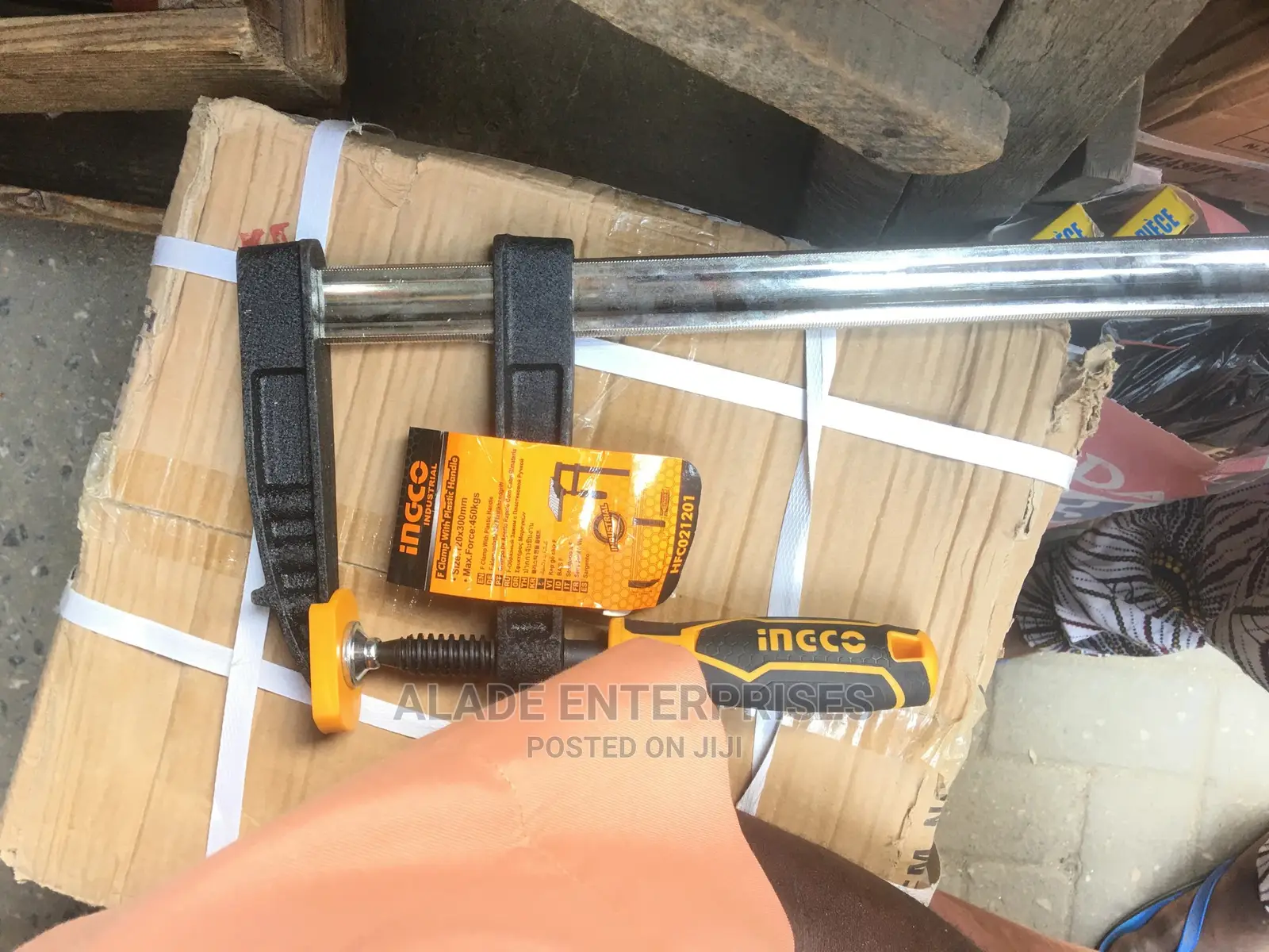 Ingco F Clamp With Plastic Handle 300mm