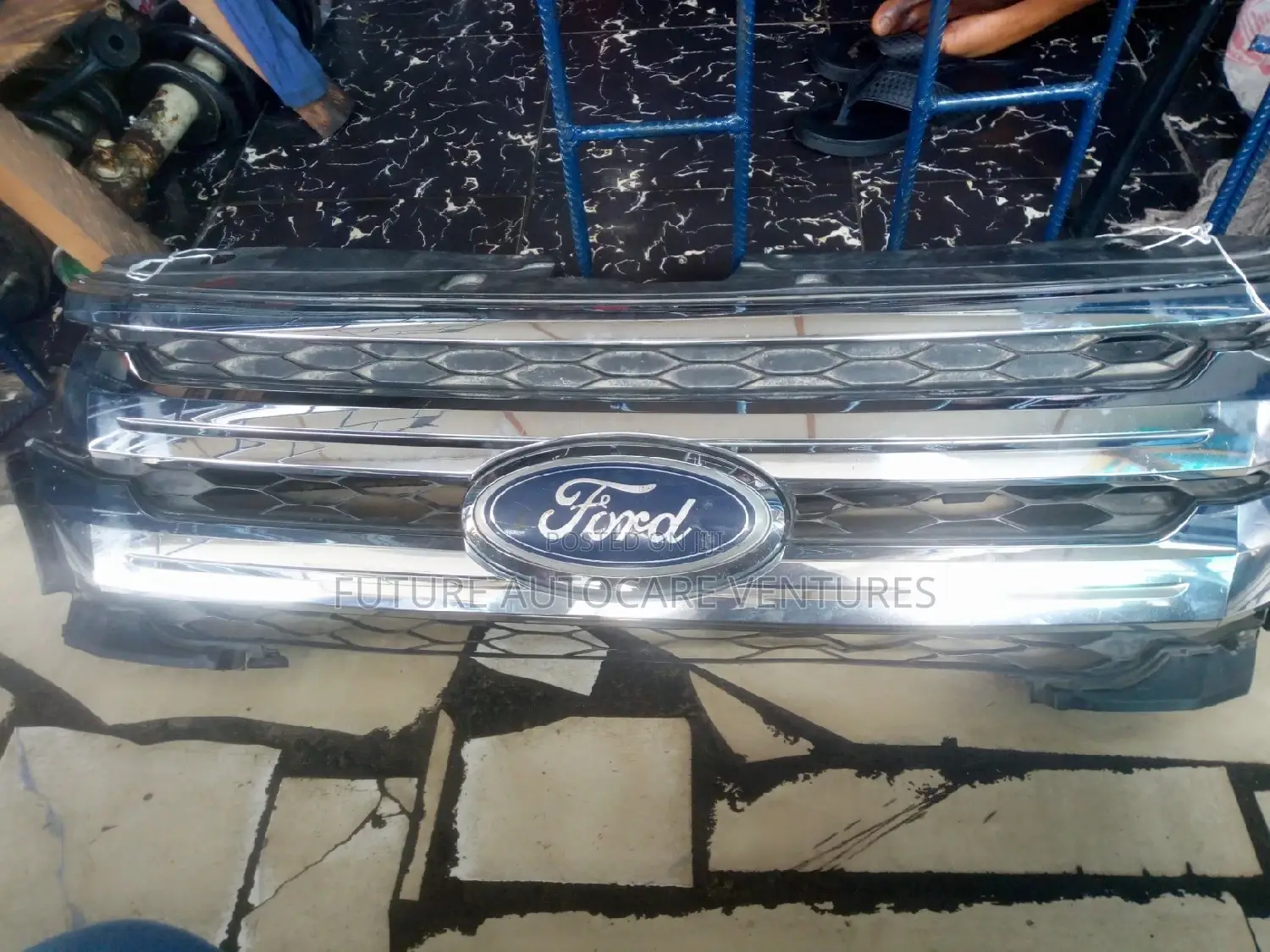 Ford Edge 2013 Front Grill