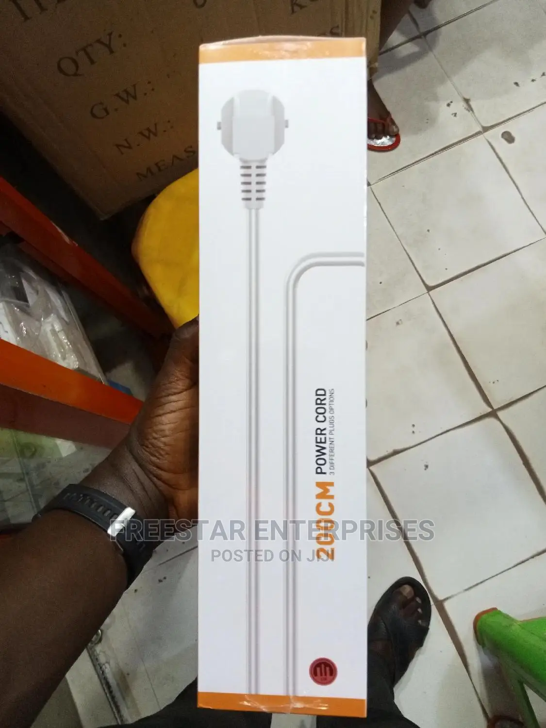 LDNIO SC10610 30W 6-Port USB Charger Power Strip.