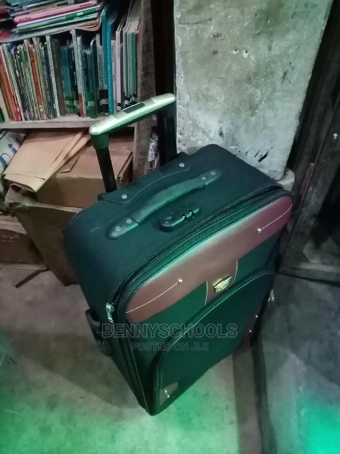 Medium Black 2 Wheels Traveling Luggage Box