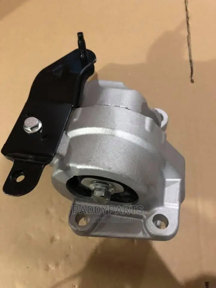 Ford Explorer Engine Mount