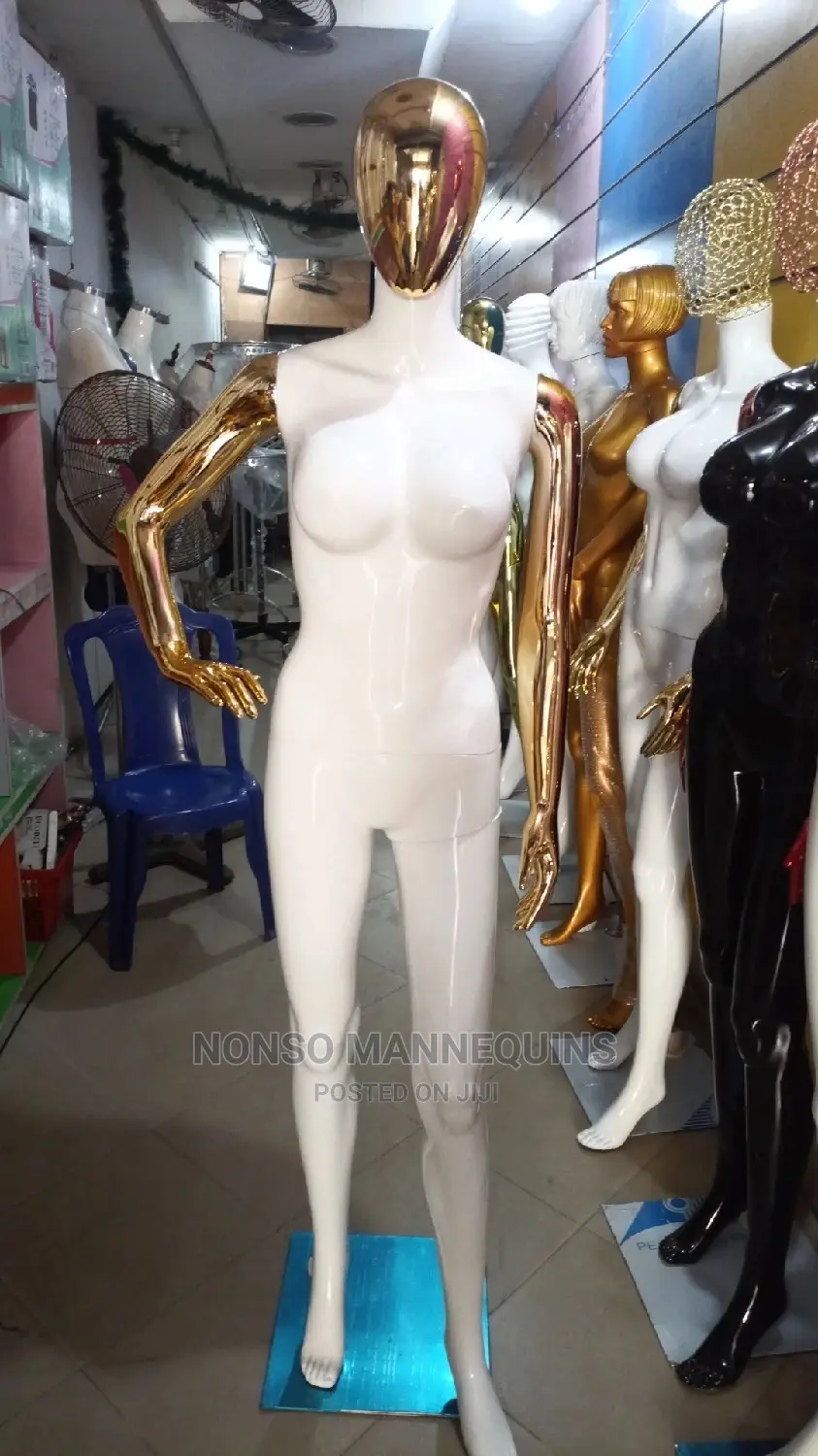 Female Faceless Sf Gold and White Body Mixture MANNEQUINS