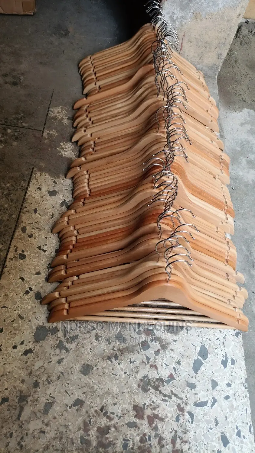 10 Pieces 1 Bundle Wooden Clothes Hangers