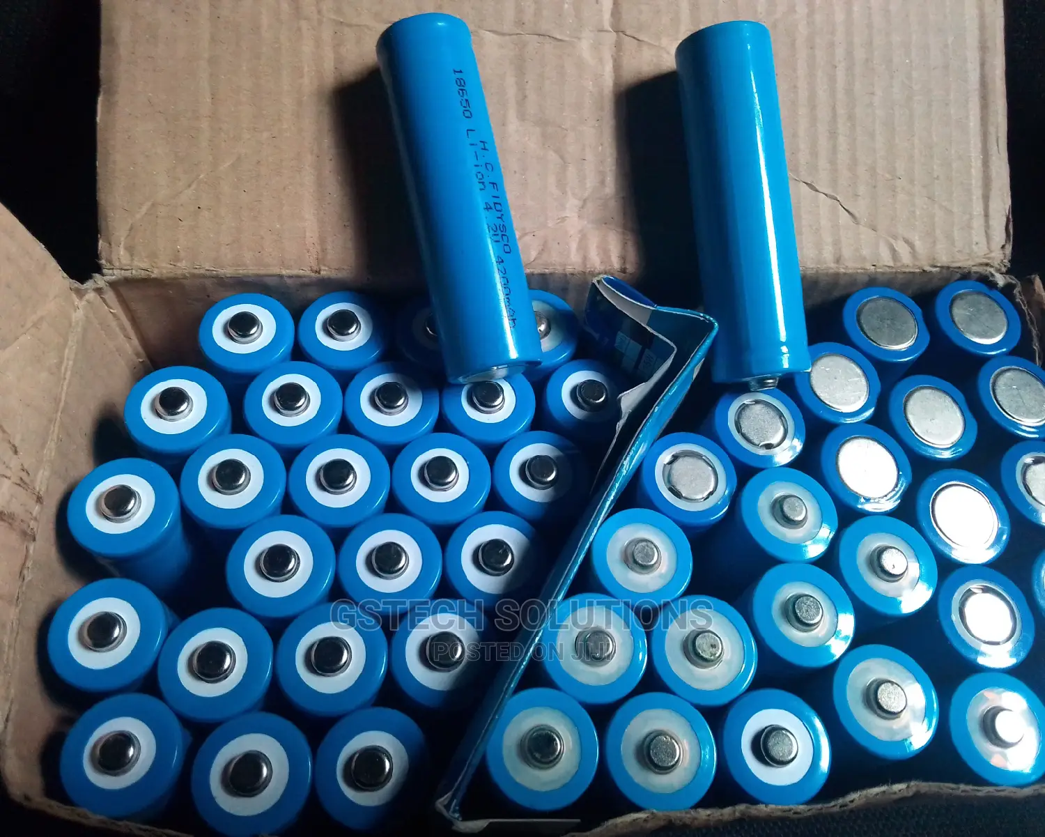 18650 4200mah 3.8 and 4.2v Rechargable Lithium Ion Battery