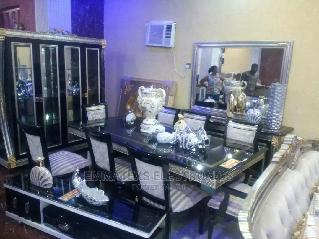 Italian Royal Dinning Table Set