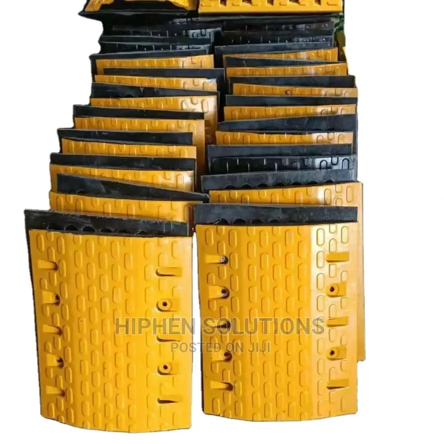 75mm Yellow Black Road Speed Bump Humper Per Metre