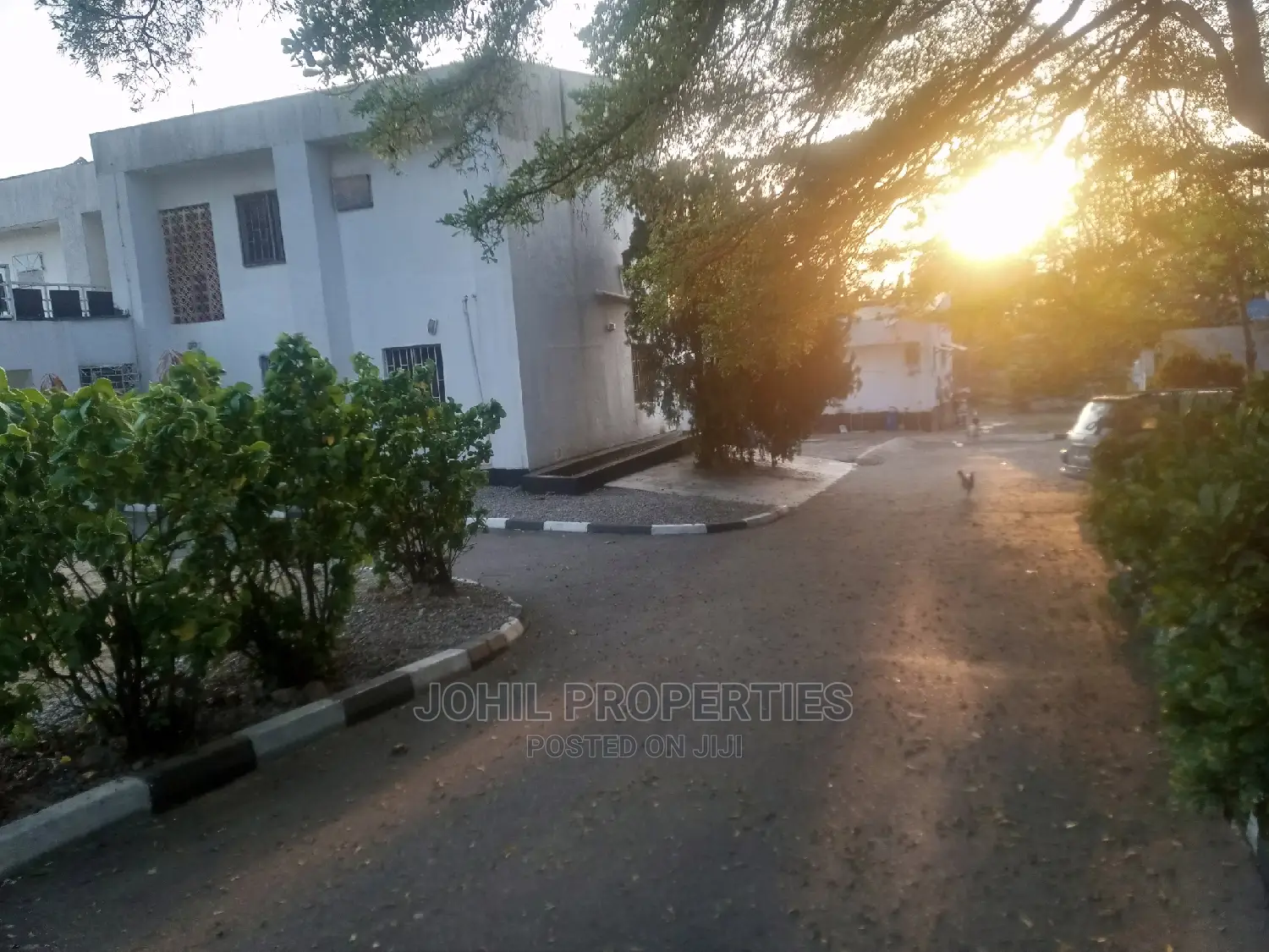 6bdrm Duplex in Asokoro for sale