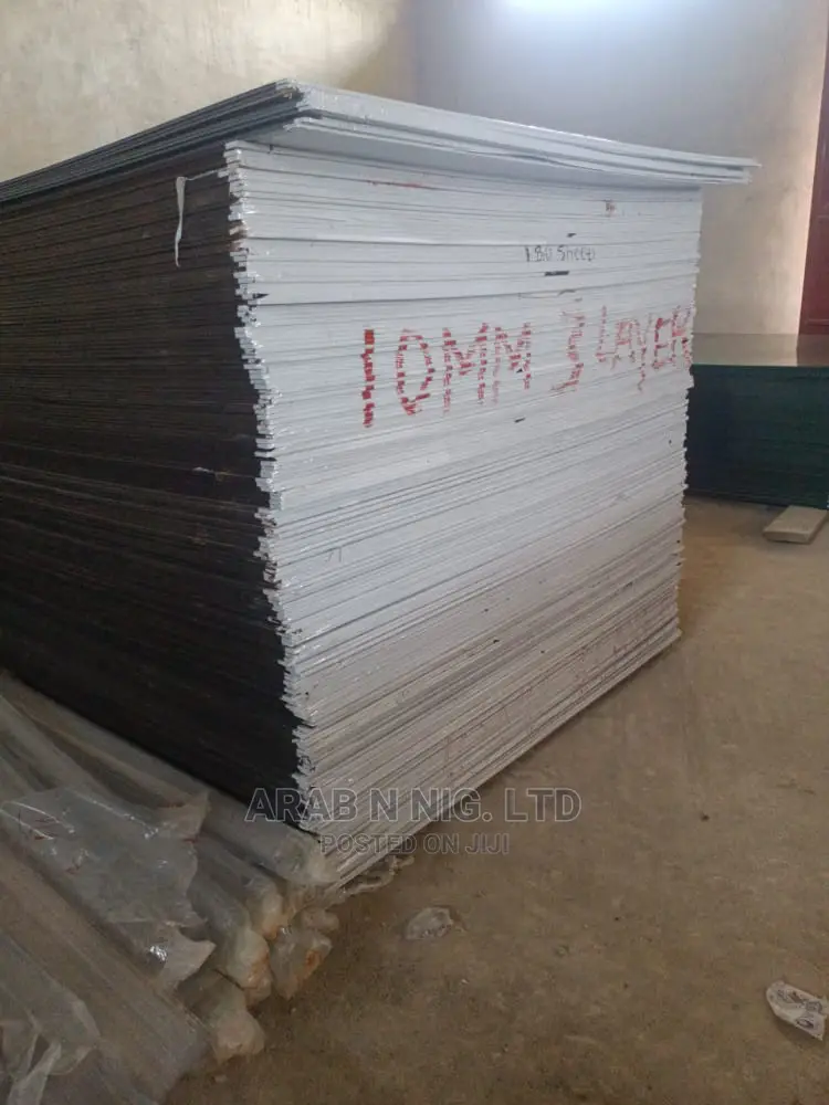 Delicate Danpalon Polycarbonate and Skylight Sheets