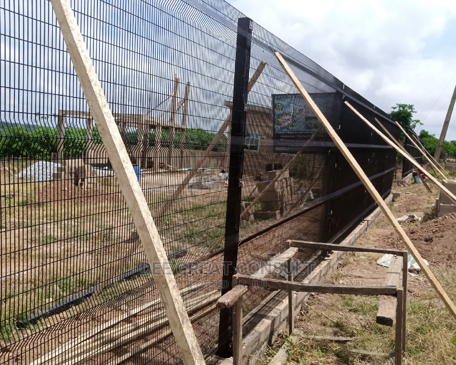 Electric Fence-Wire,Barbwire,Razor Wire,Panel Mesh,BRC Mesh