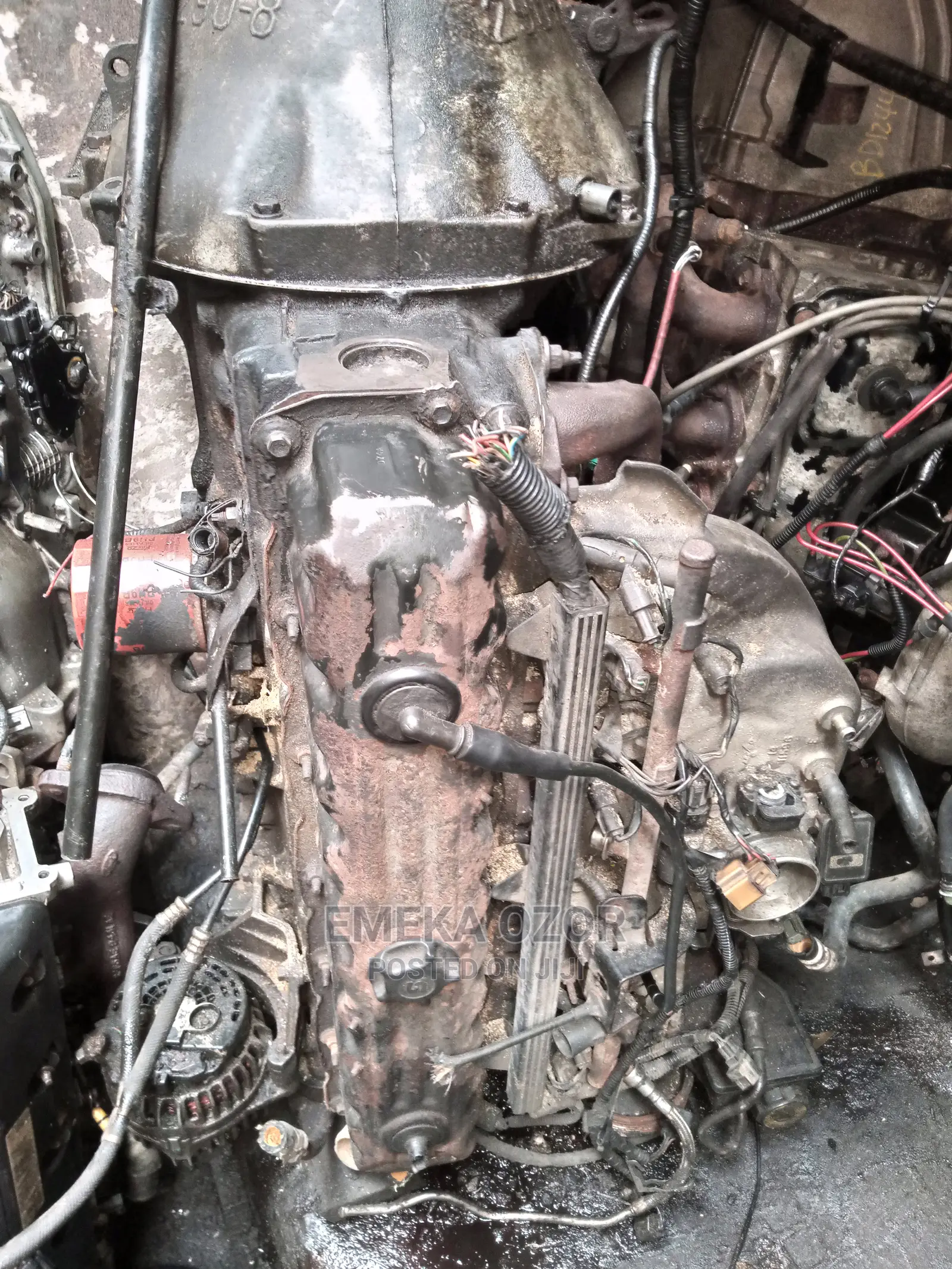 Cherokee Straight 6 Plug Complete Engine 2098/2002 Model.