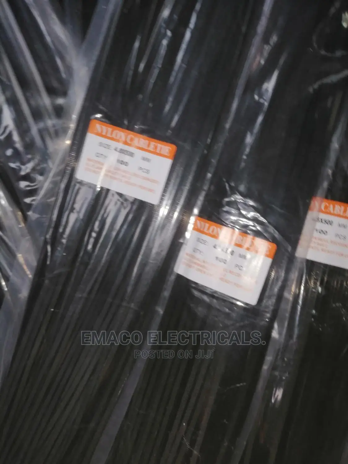 Nylon Black Cable Tie 500mm X 4.8 100pcs Per Packet