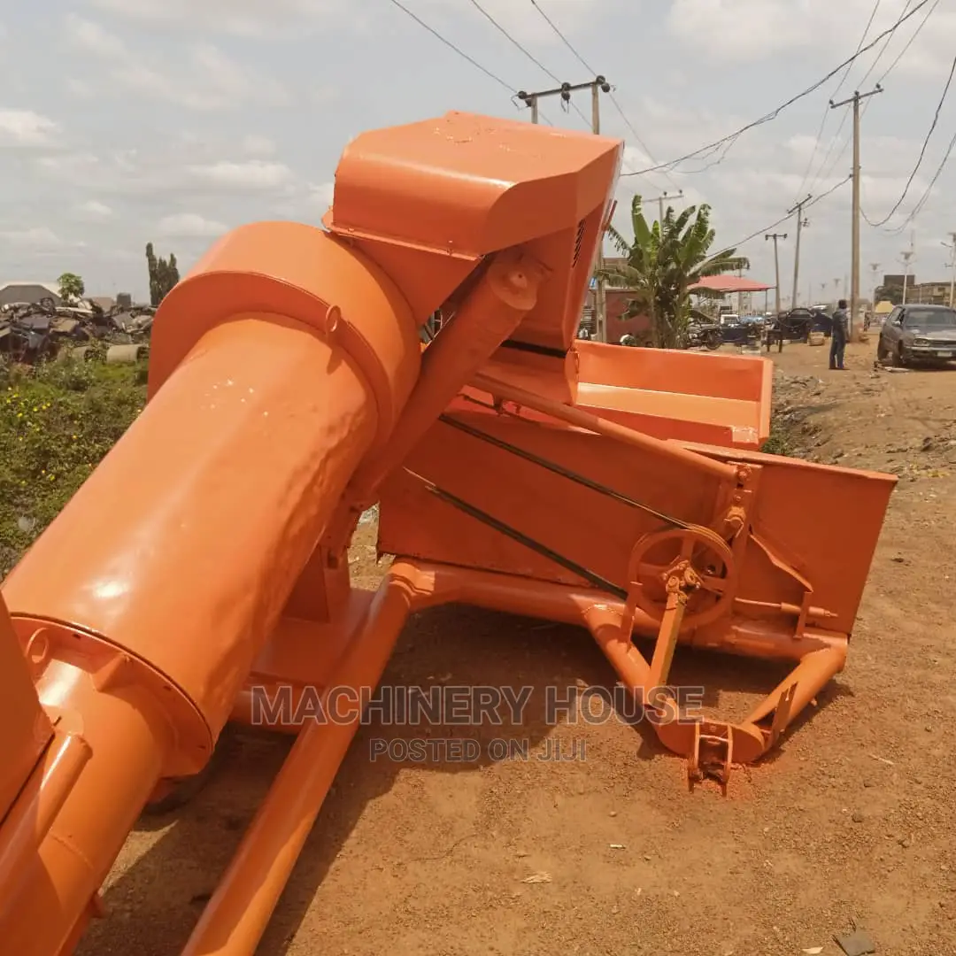 Corn Maize Harvesters Available