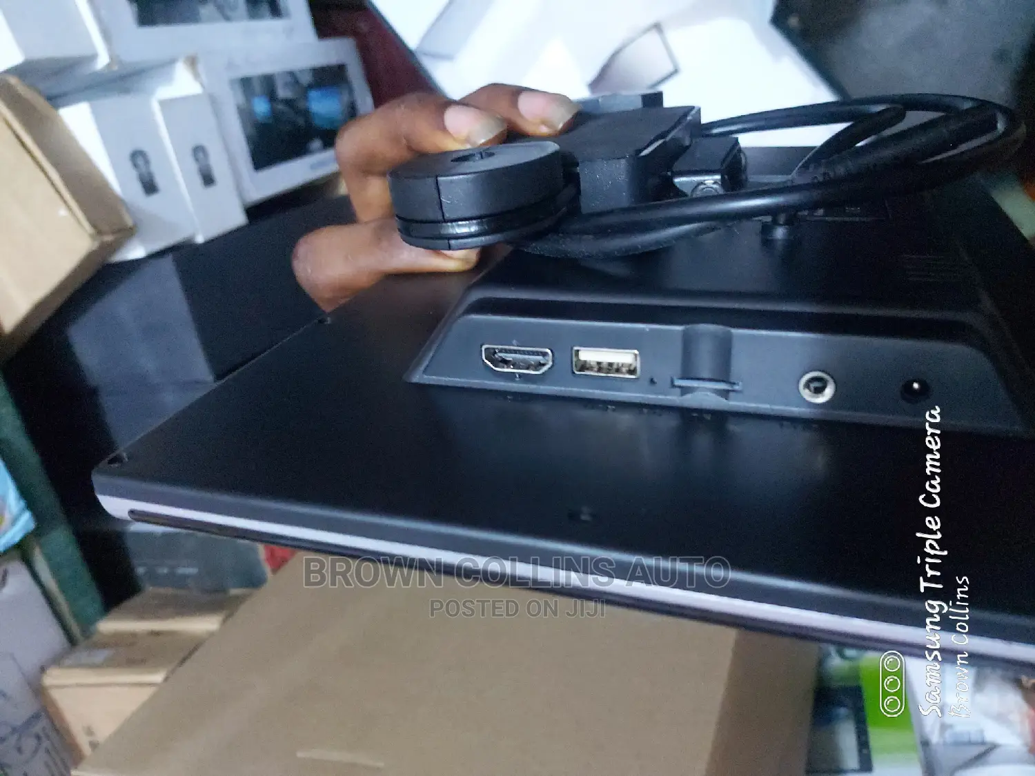 Android Headrest Available for Cars and Suvs 13.6 Inches