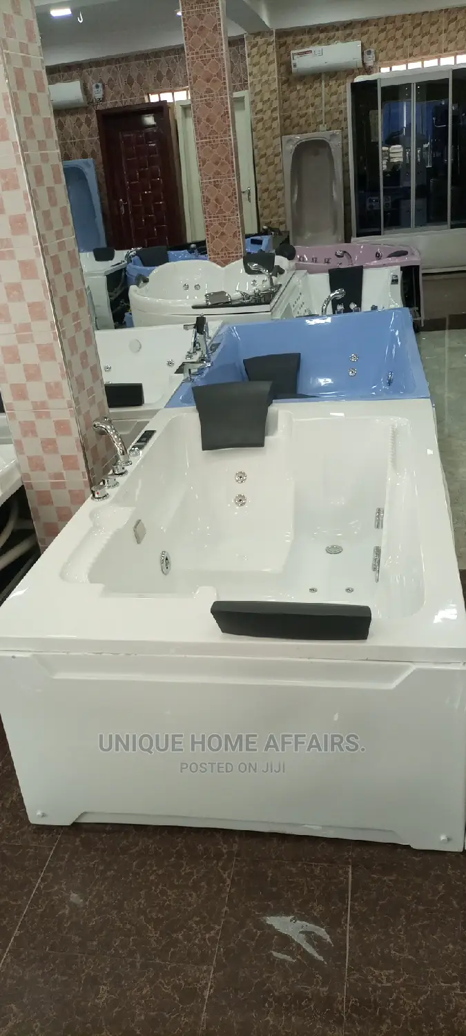 Single Jacuzzi Bath