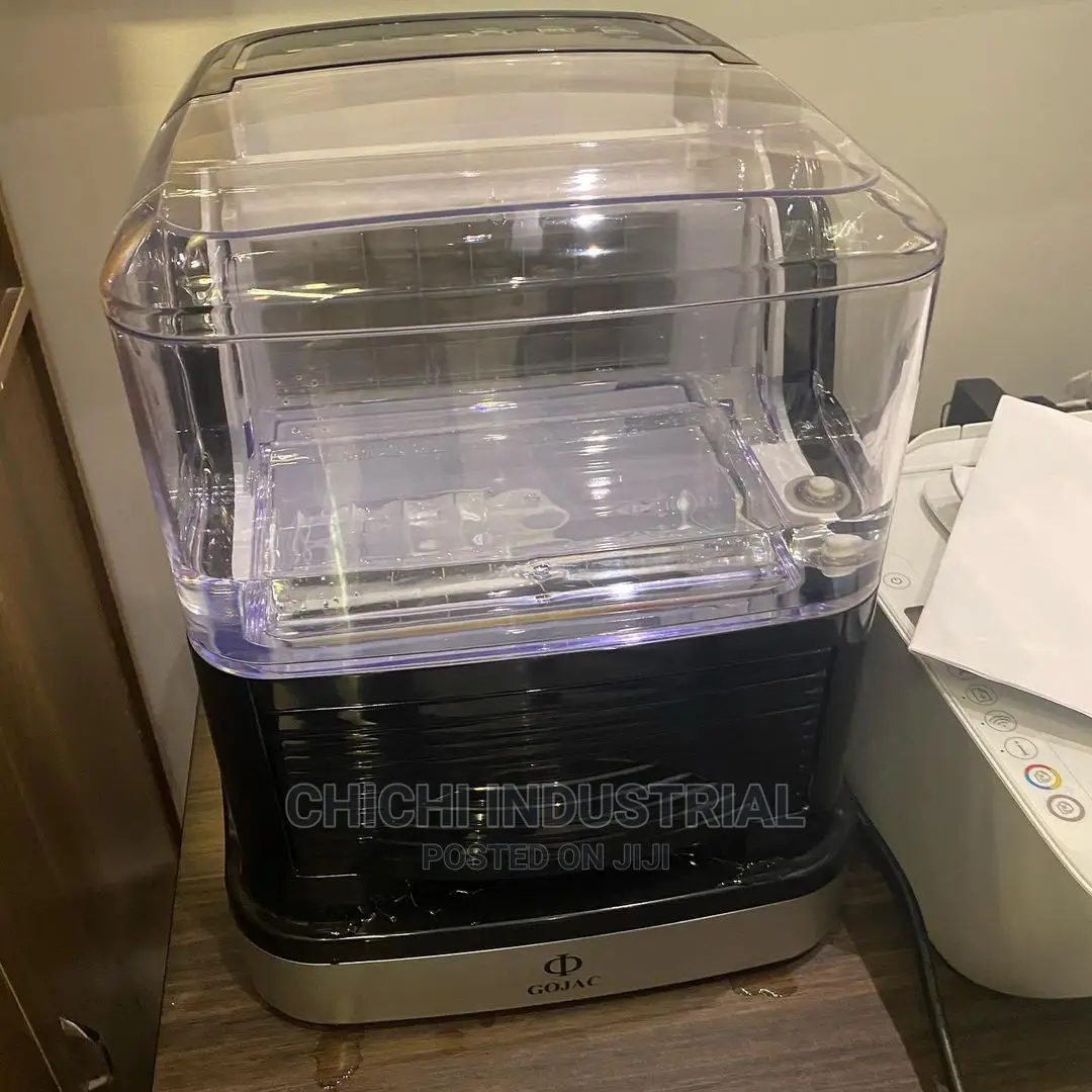 Ice Cubes Machine 24