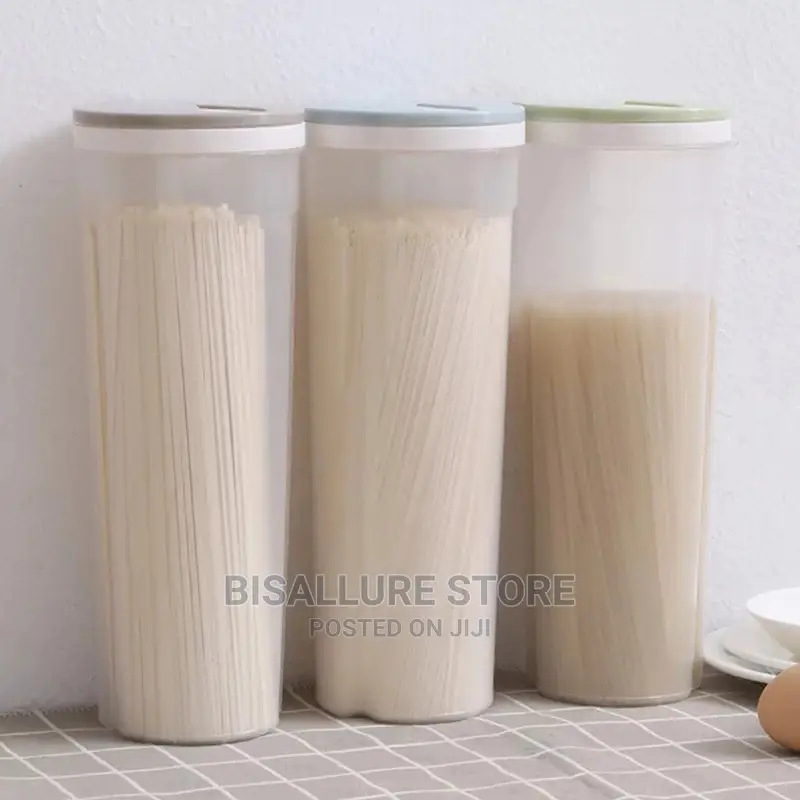 Spaghetti and Cereal Container With Lid