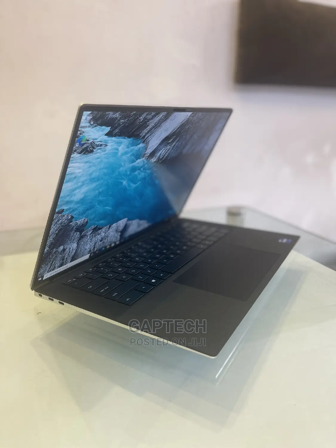 New Laptop Dell XPS 15 32GB Intel Core I9 SSD 1T