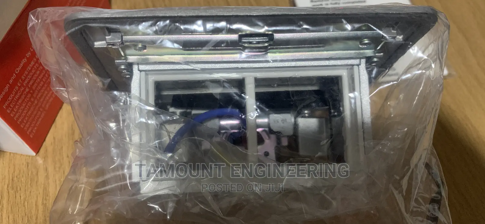 Legrand Popup Box 4module