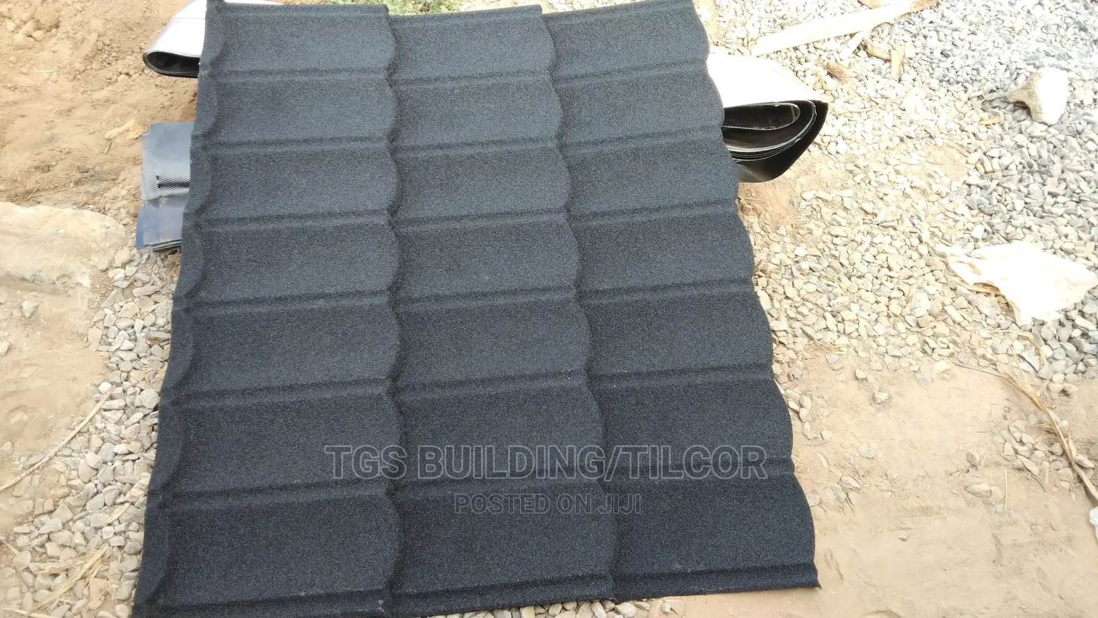 Black Bond Tiles In Stonebridge Roof