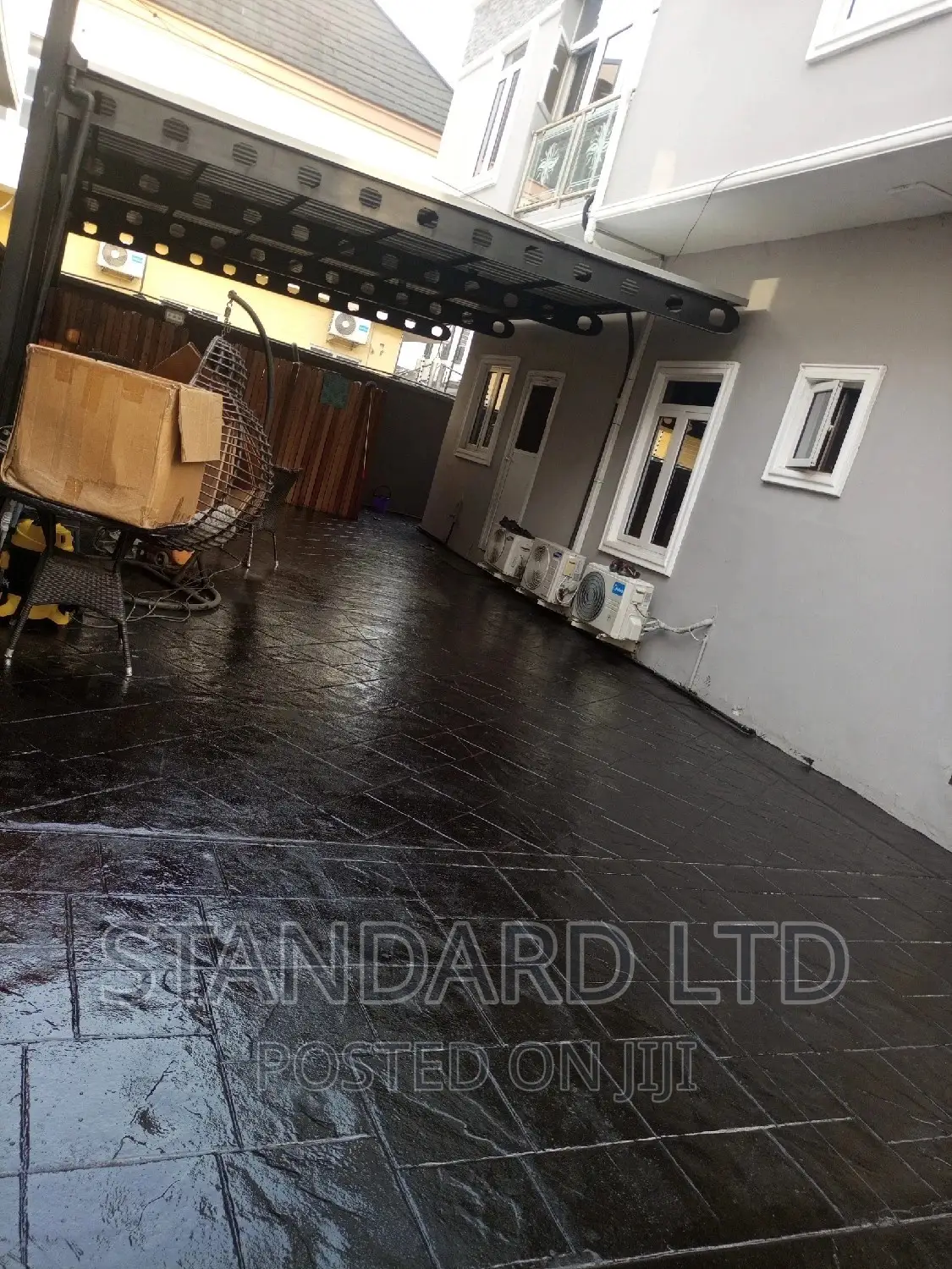 Standard Stamp Flr