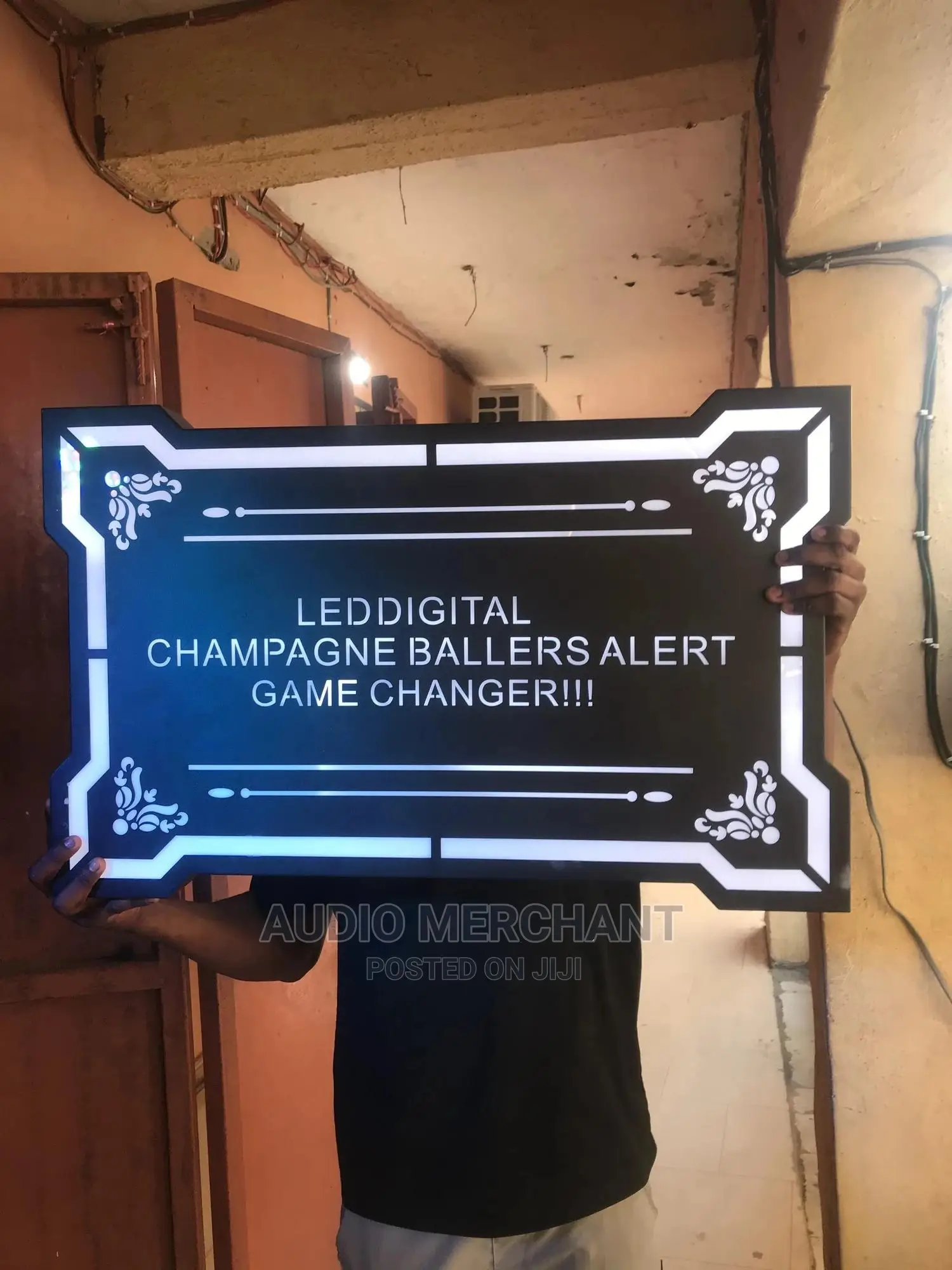Champagne Carrier Electronic (Dorime Light)
