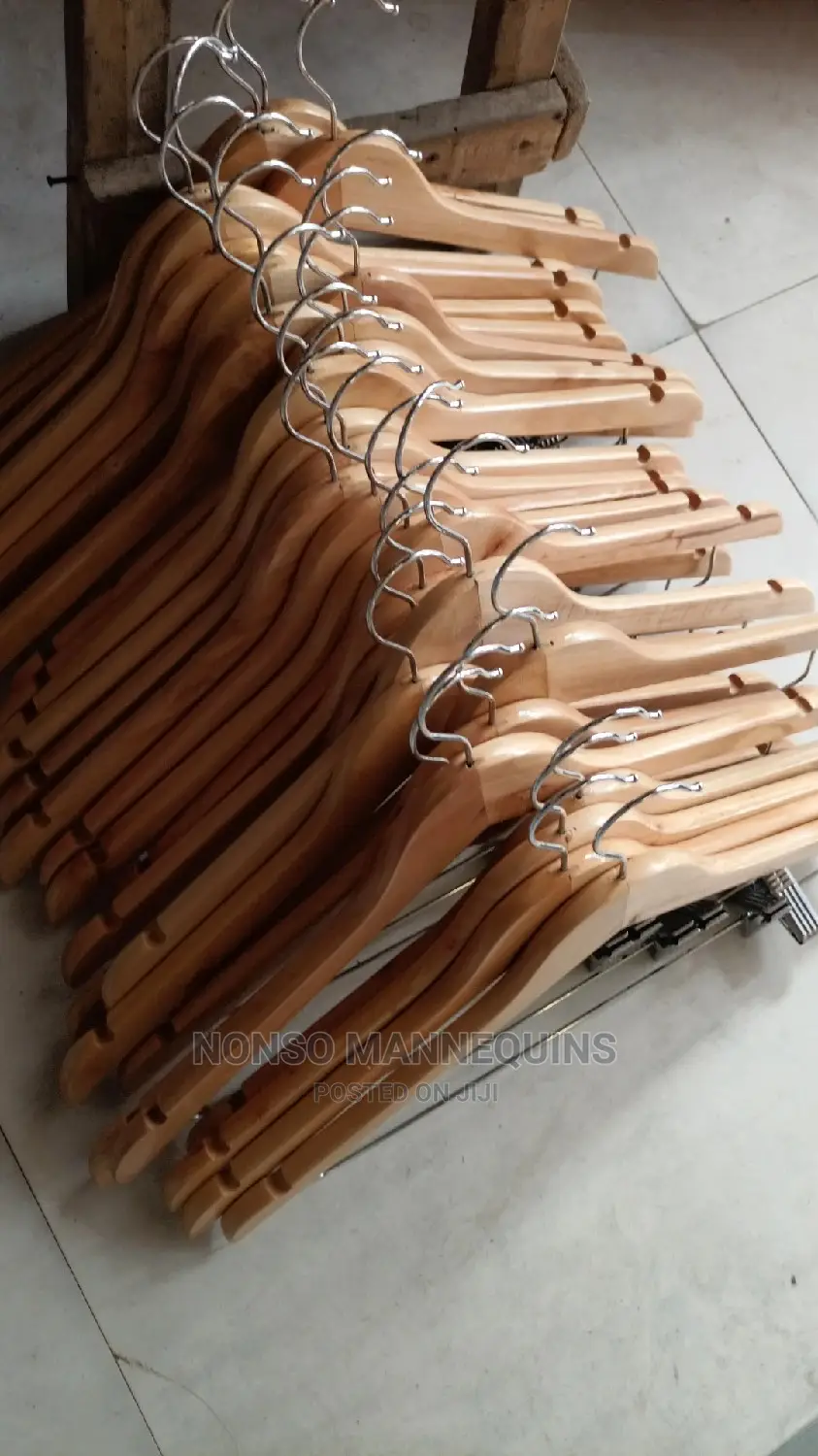 Wooden Clip Hangers With Pegs