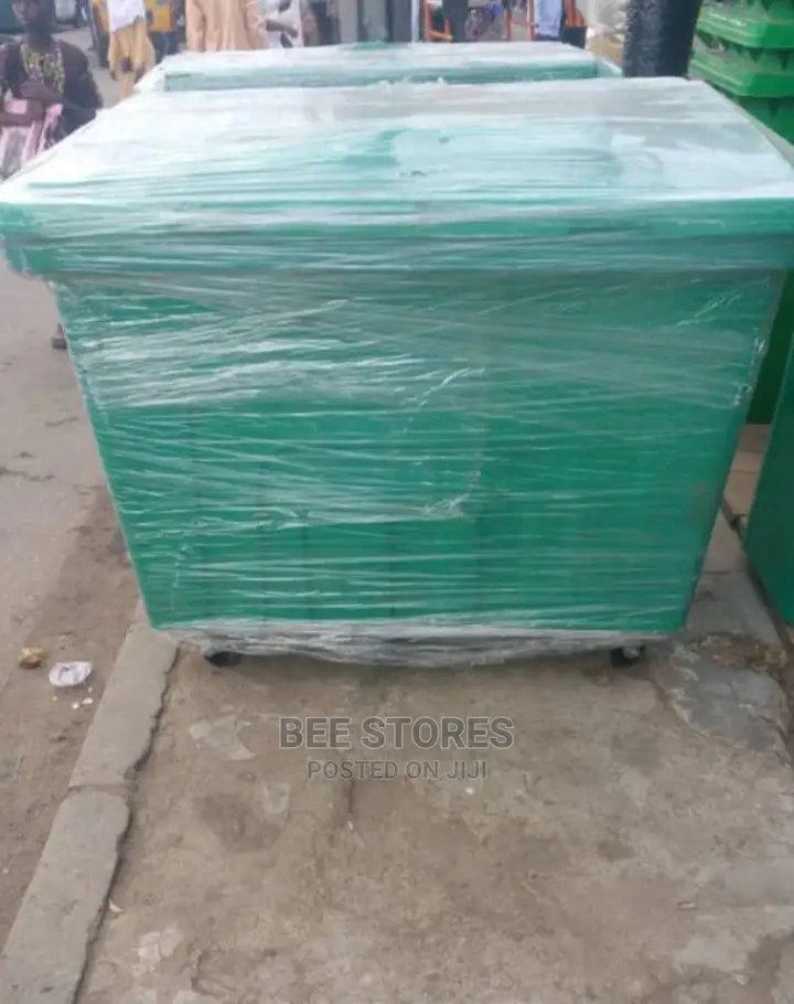 1100litre Waste Bin With Four Wheels