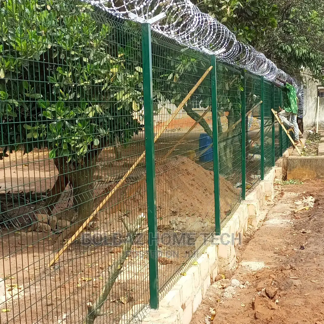 See-Through Fence and Razor Barb-Wire; Panel Fence Mesh.
