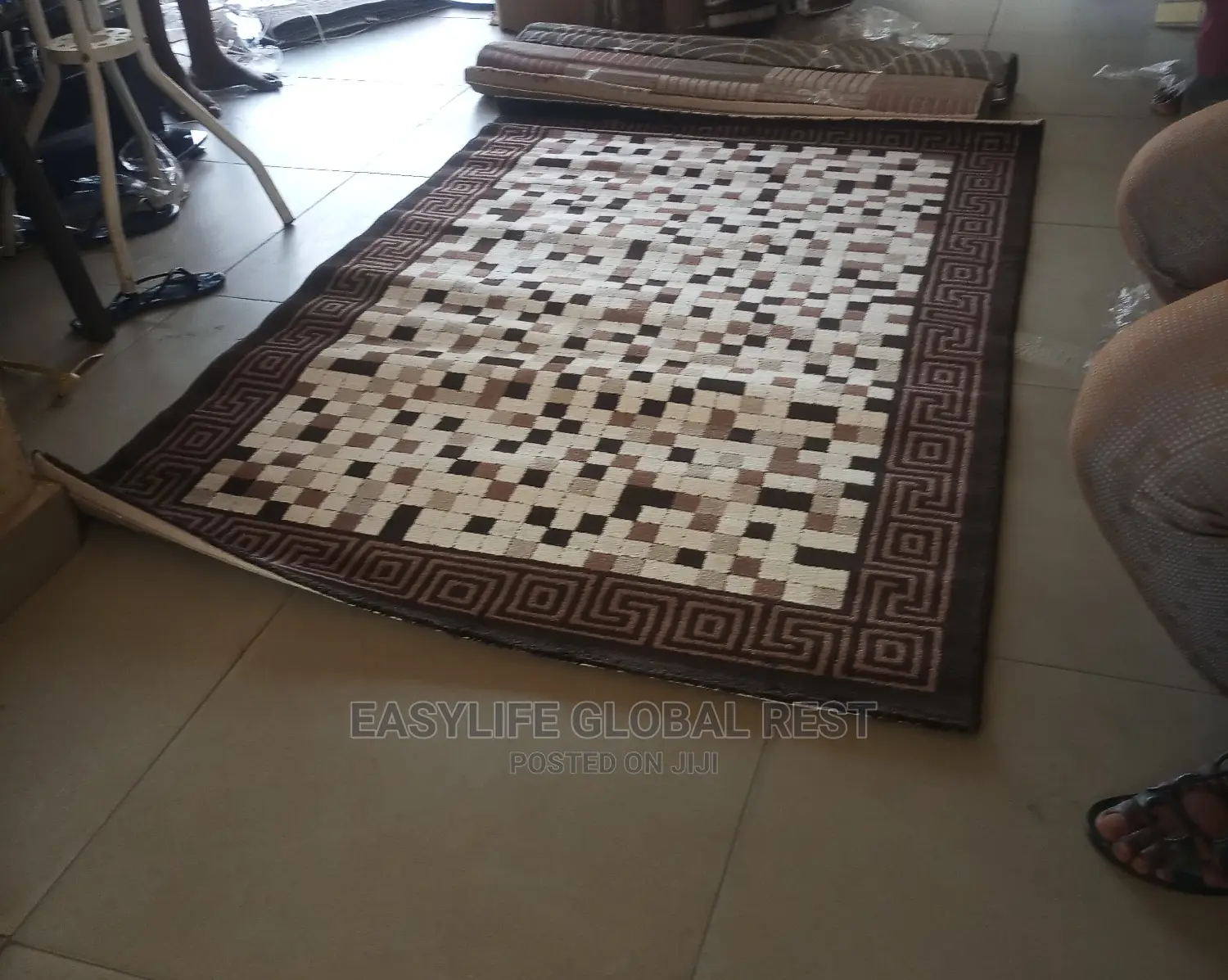 Rug (Non Shagy)