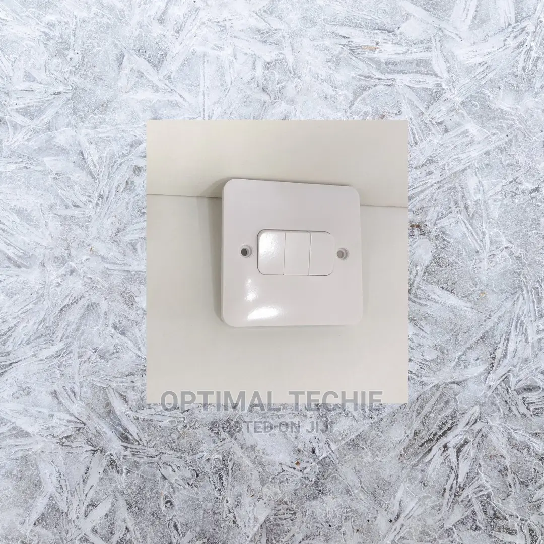3gang 2way Schneider Electric Socket