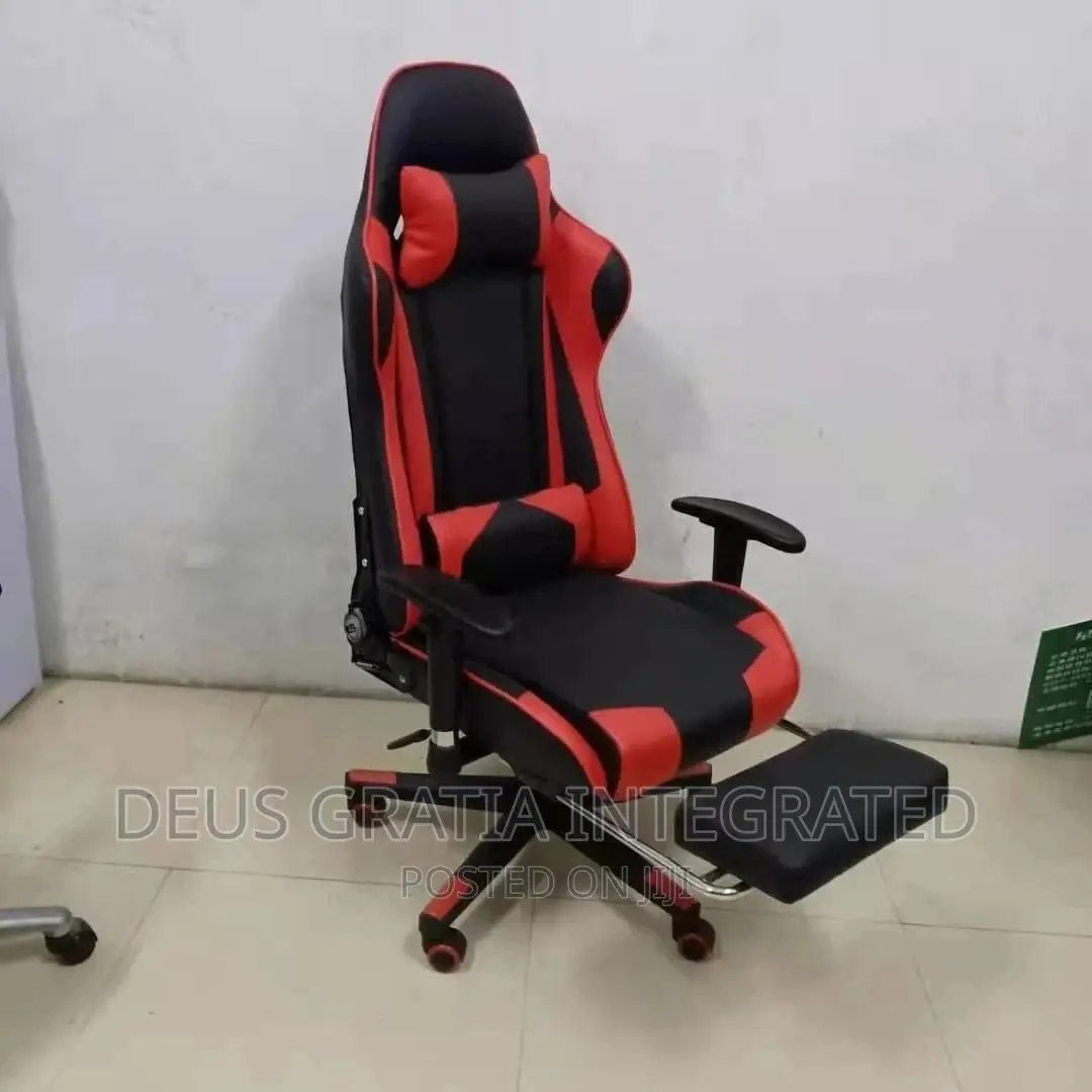Gaming Chair With Footrest