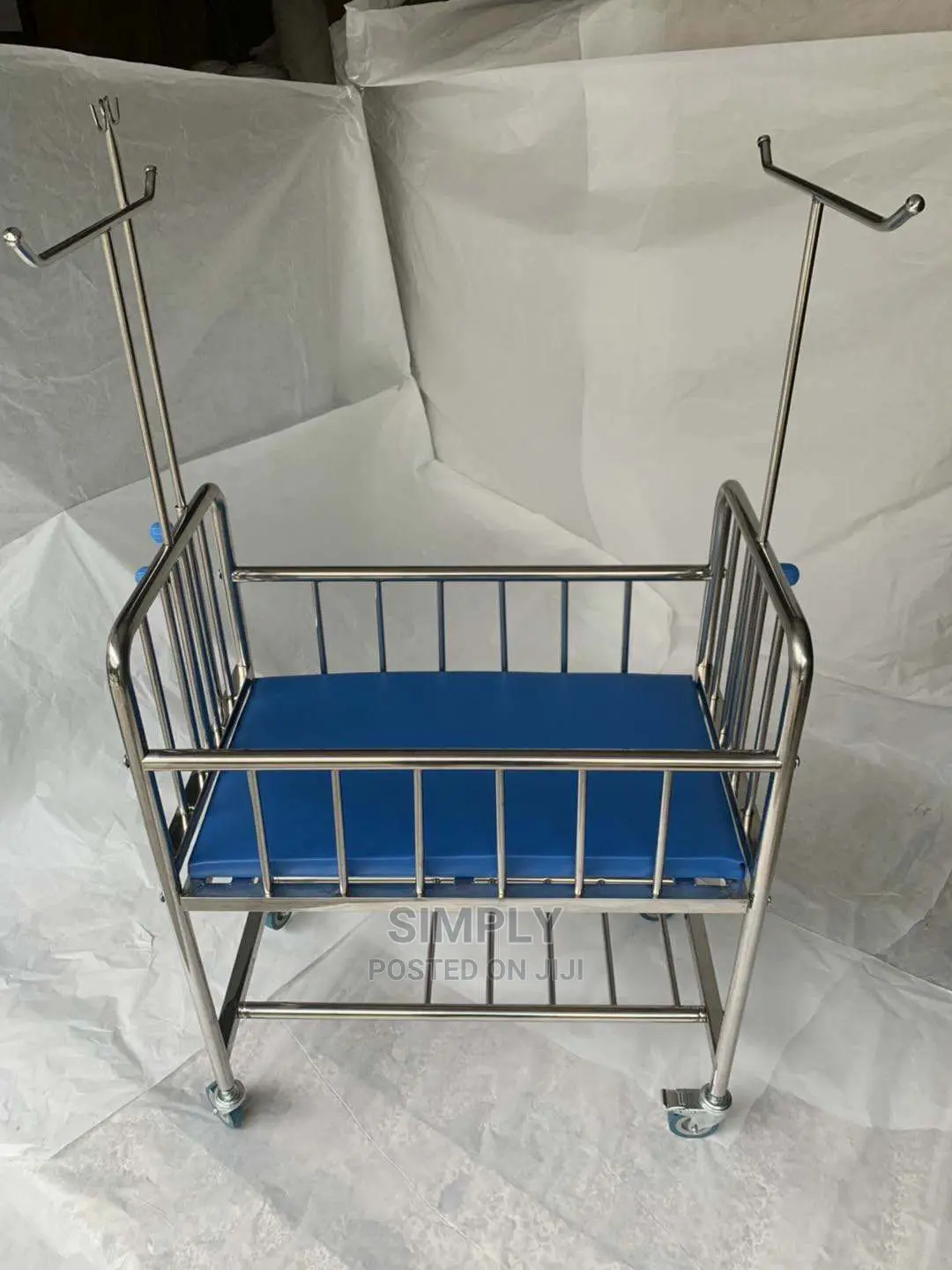 Baby Cot Hospital