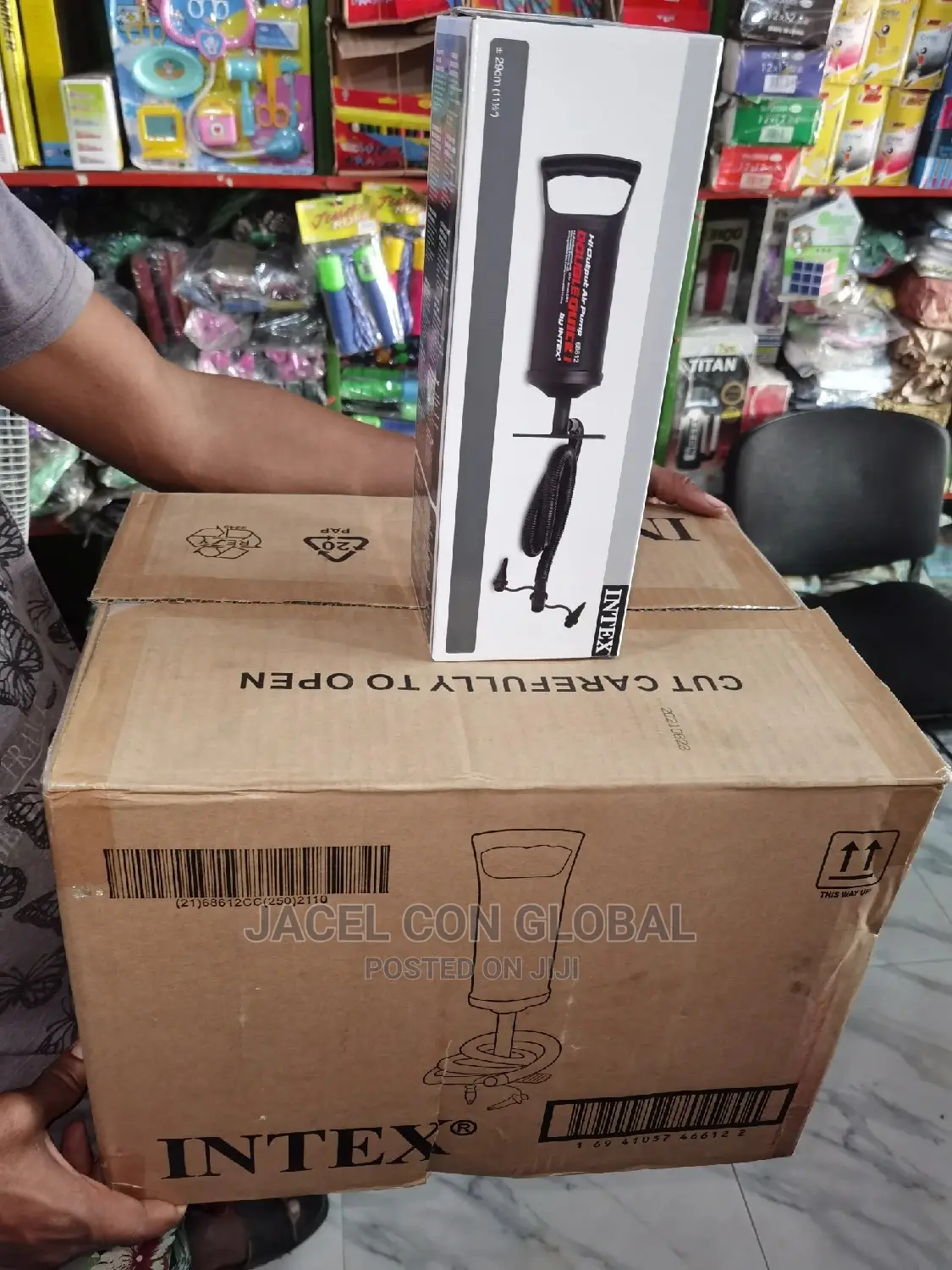Manual Hand Pump for Inflatable Swimming Pools and Air Beds