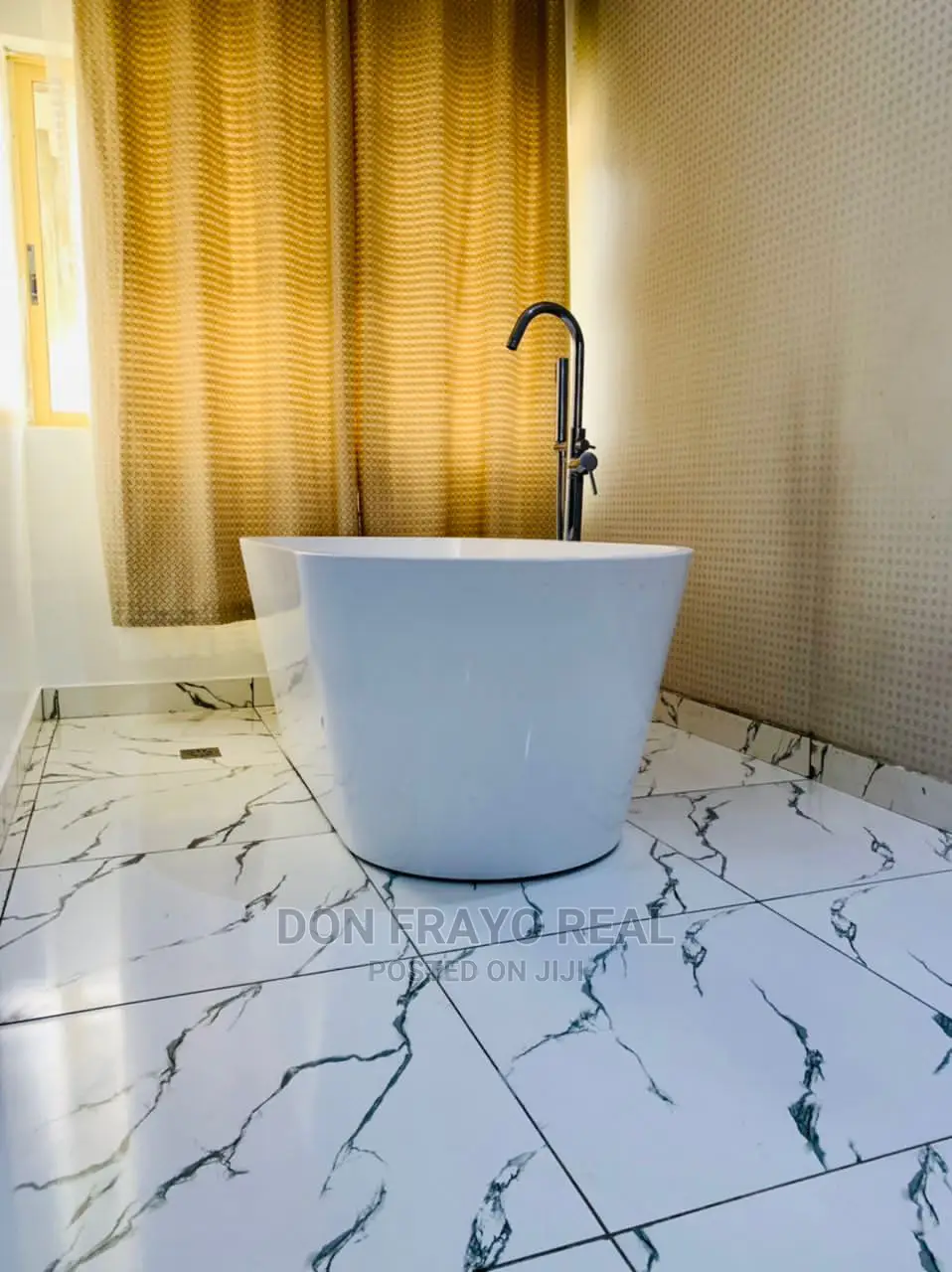 4 Bedrooms Duplex + Pool at Agodi GRA for Short Let