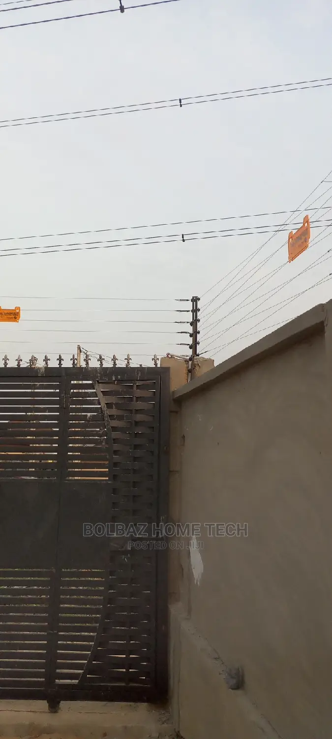 Electric Fence; Perimeter Fence Guard