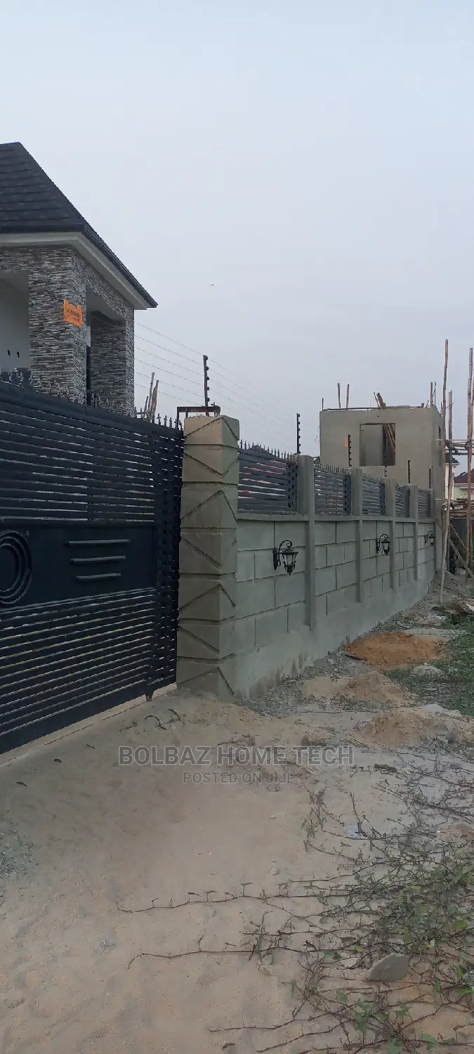 Perimeter Fence; Electric Fence-Wire Guard