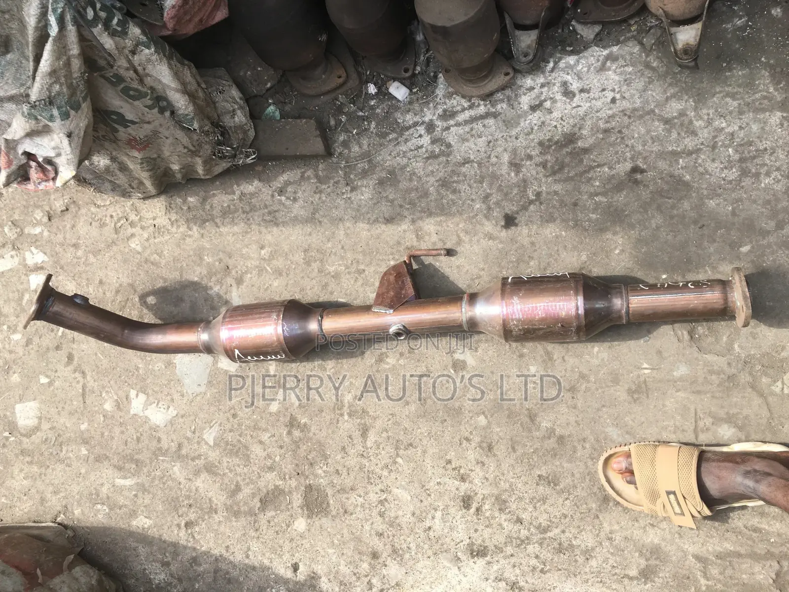 Land Cruiser, Prado, Hilux Catalyst Converter