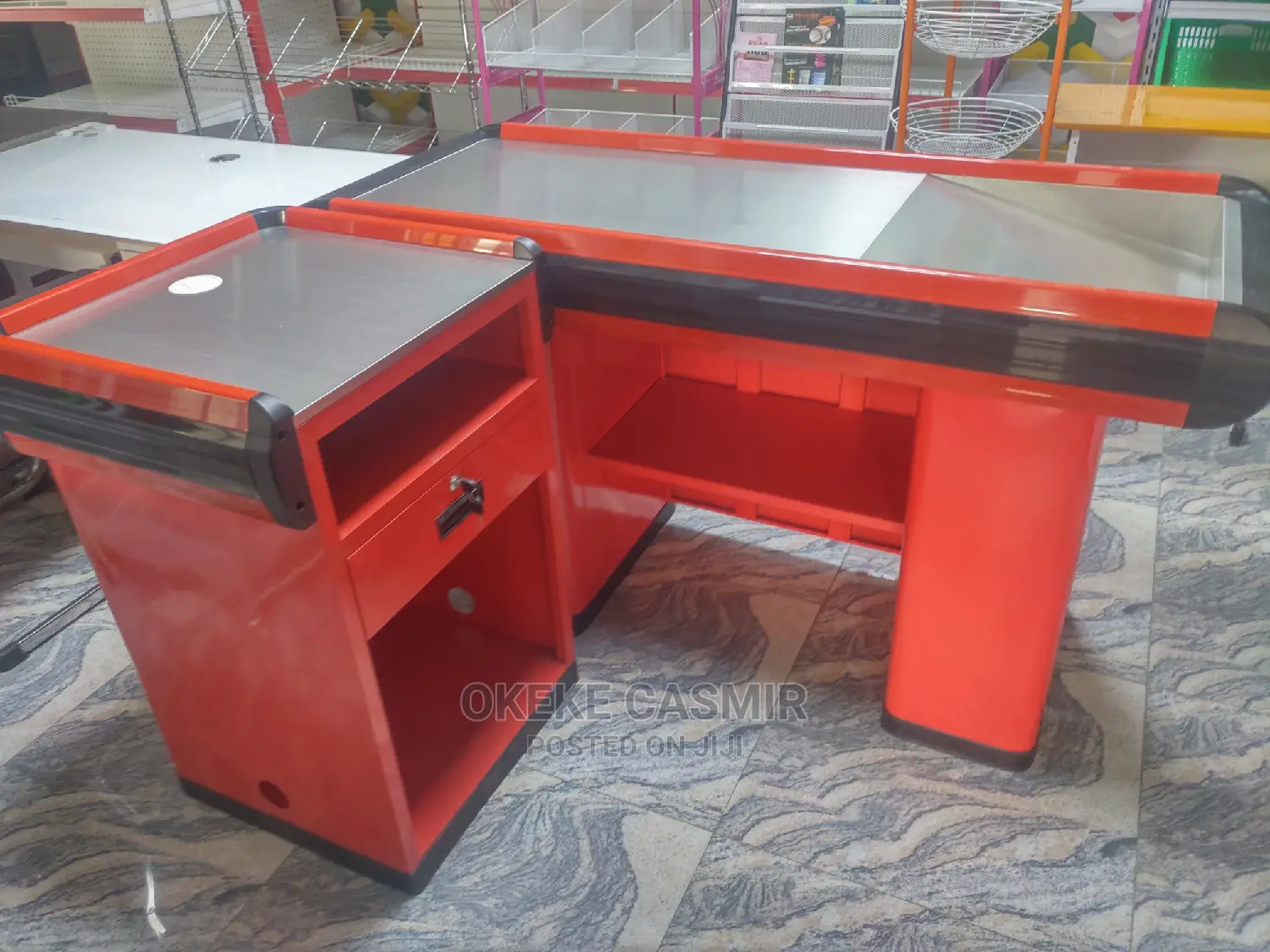 Supermarket Cash Counter Table
