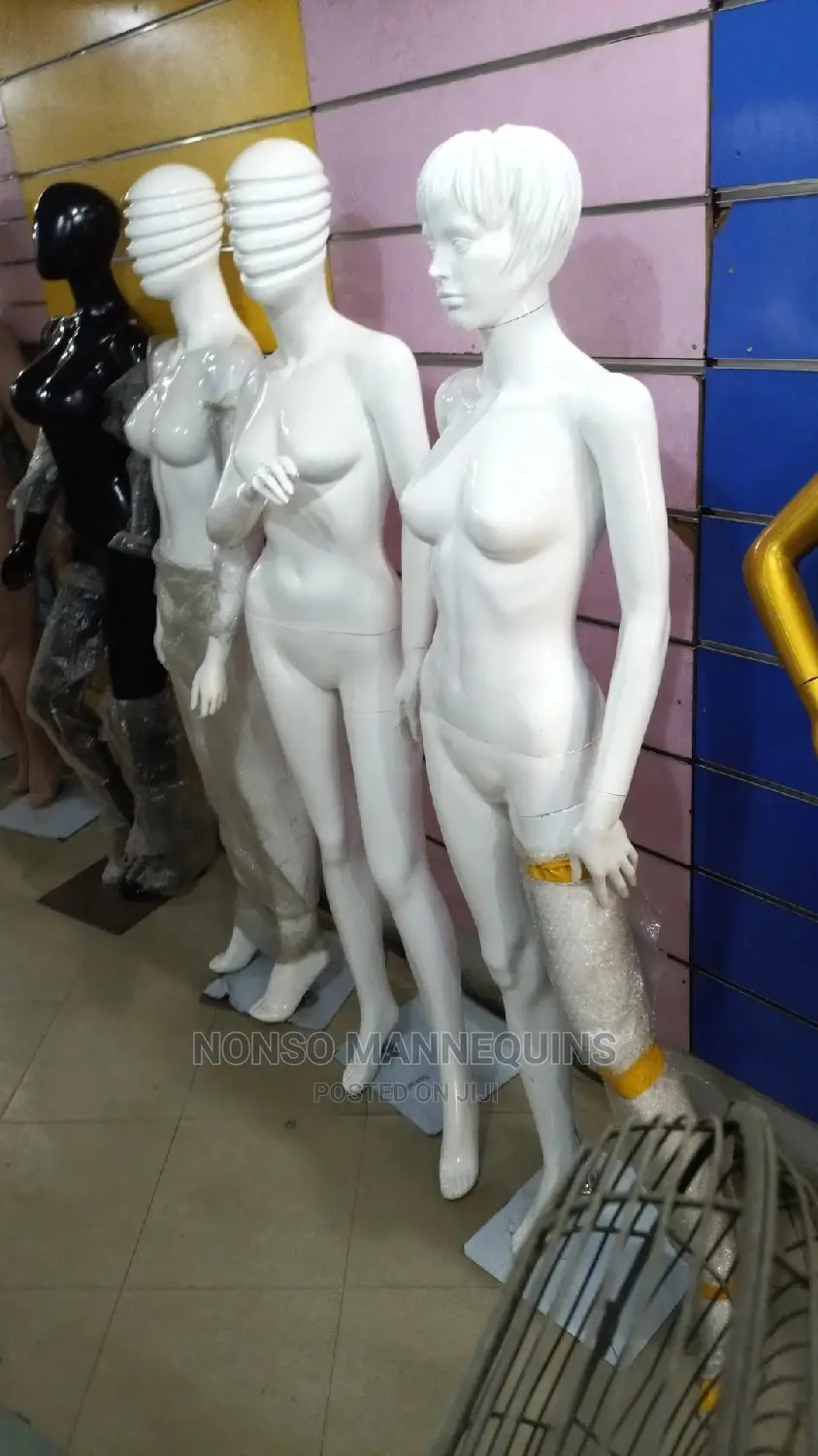 Female White Fibre Mannequin