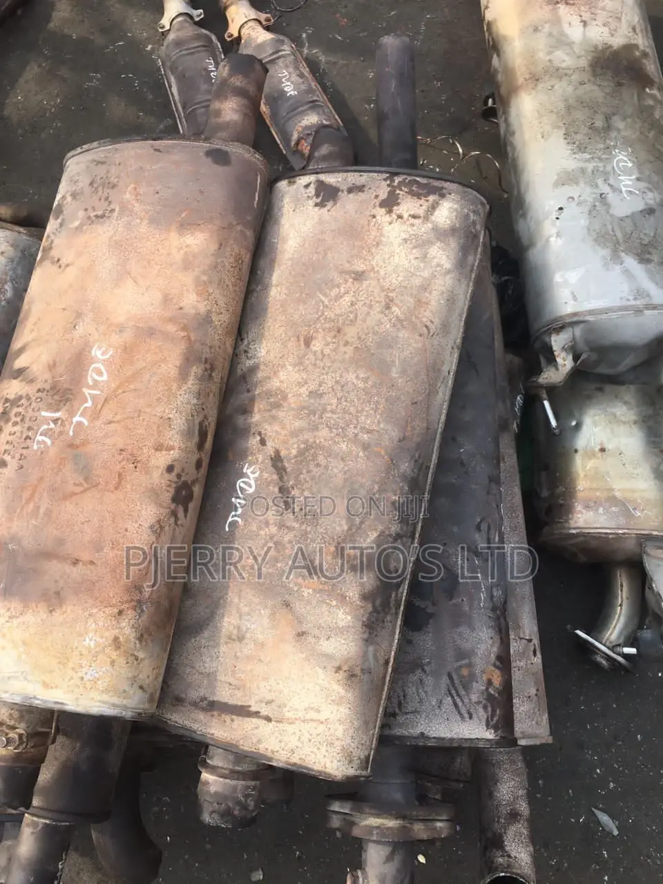 Toyota Sienna, Rav-4, Higlander Exhaust Pot Silencer