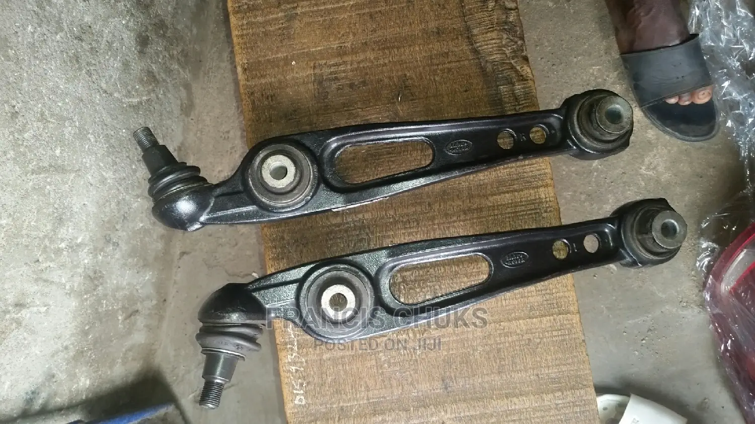 Lower Arm for Range Rover Voque 2015 Model.